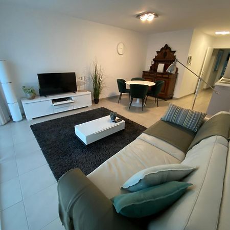 אוסטנדה Gezellig Modern Appartement Met Optie Garagebox En In De Buurt Van Strand, Winkels En Restaurants מראה חיצוני תמונה