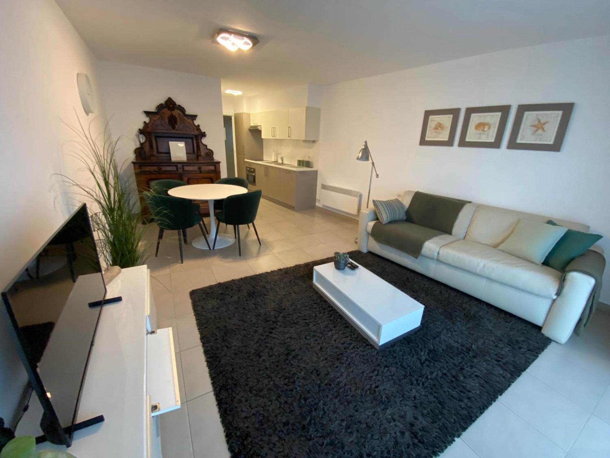 אוסטנדה Gezellig Modern Appartement Met Optie Garagebox En In De Buurt Van Strand, Winkels En Restaurants מראה חיצוני תמונה